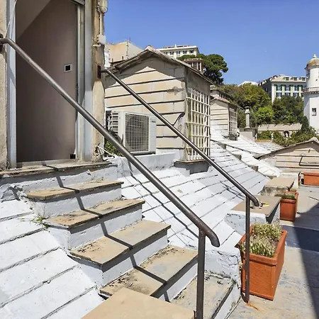 Garibaldi Attic By Wonderful Italy * جنوة