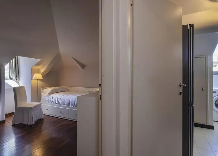 Garibaldi Attic By Wonderful Italy Apartmán *
